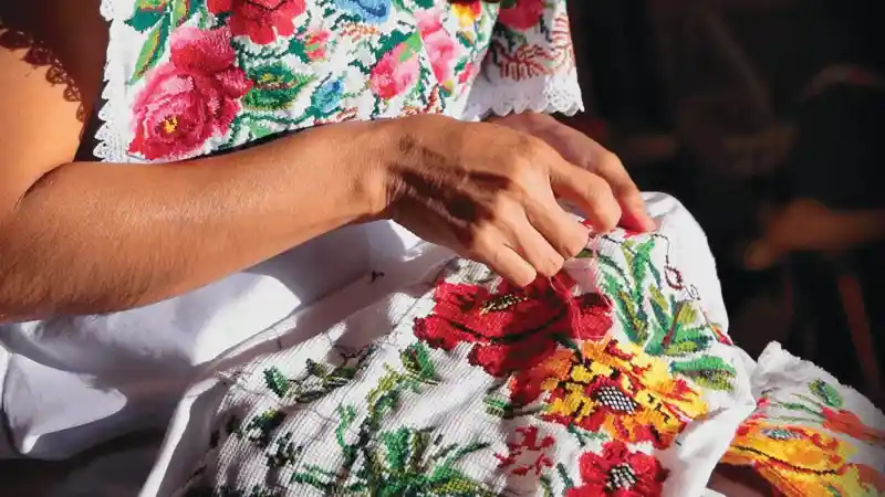 The Yucatecan suit. Buy it in Valladolid!