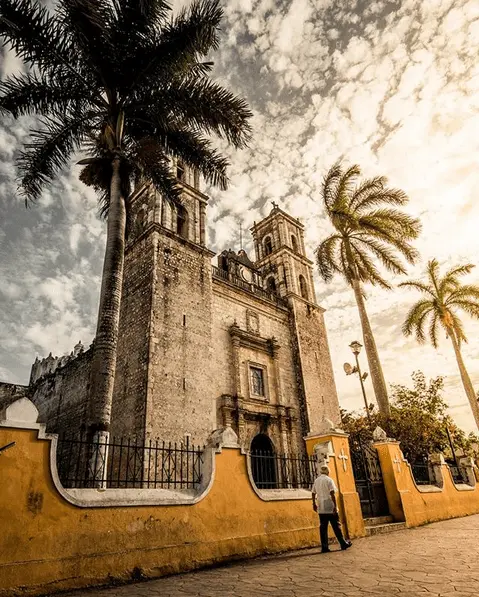 Valladolid Yucatan and its traditional neighbourhoods