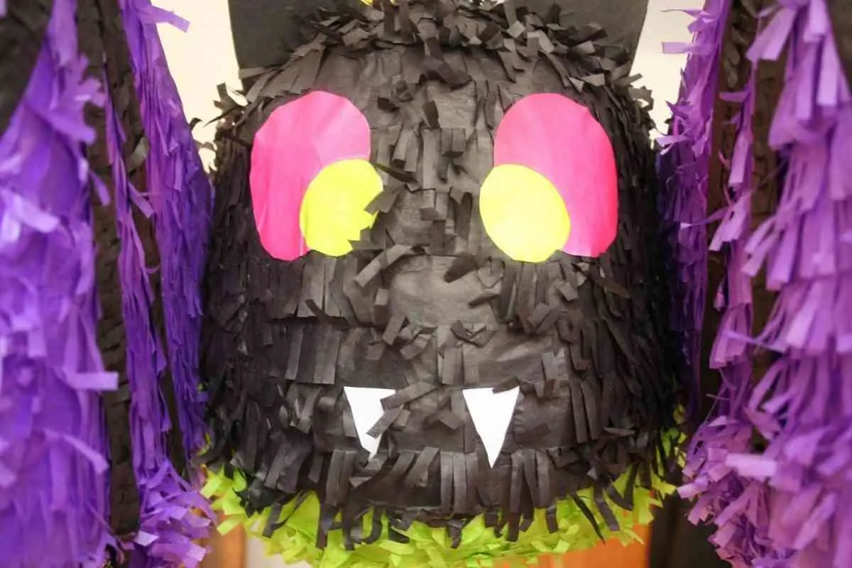 ¿Cómo son las piñatas en Yucatán? — Casas en Valladolid