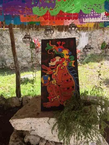 Cenote Hubiku desde Valladolid. — Casas en Valladolid