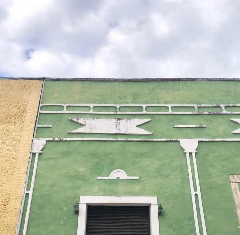 Door frames in colonial houses - Yucatan — Casas en Valladolid