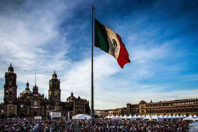 Independencia de México: la celebración en Yucatán. — Casas en Valladolid